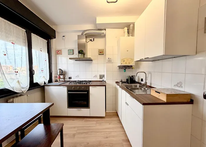 Location Eur Apartment *
