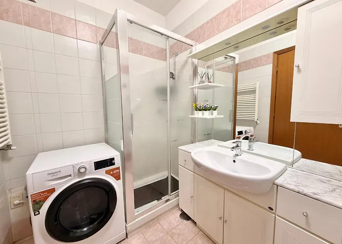 Apartment Location Eur Rom